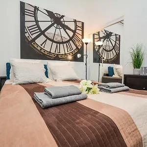  Apartmán Timeless With Free Private Parking